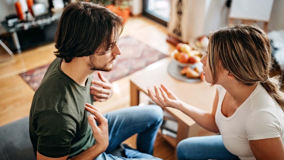 La mala costumbre de faltarle al respeto a la pareja sentimental La mala costumbre de faltarle al respeto a la pareja sentimental